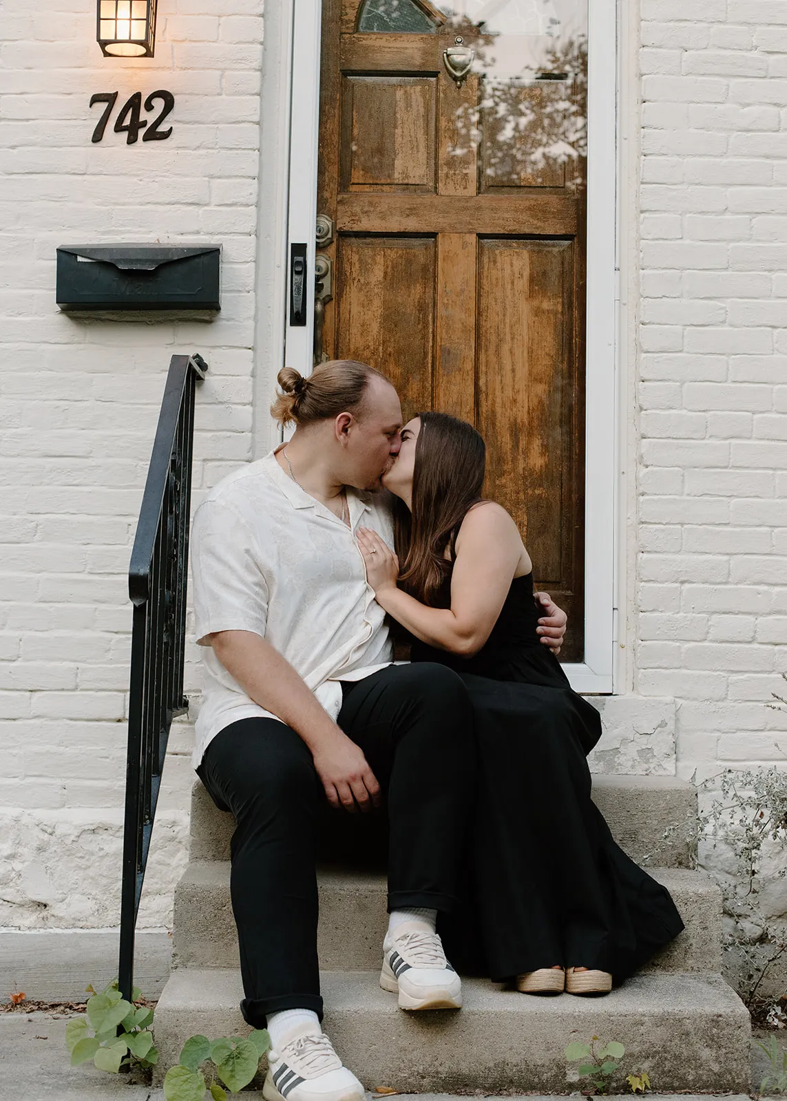 Gina & Jacob engagement session photo